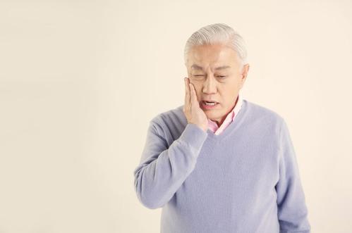 中老年人牙痛剧烈 谨防心梗
