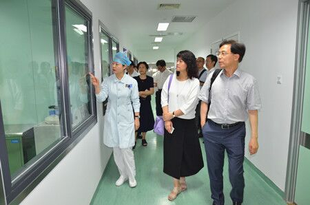 上海市口腔医院参访团来南京口院参观交流