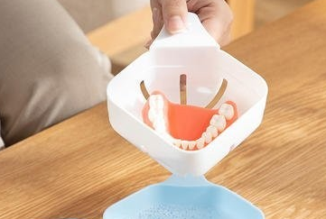保持器怎么清洗，让口腔环境清新又健康