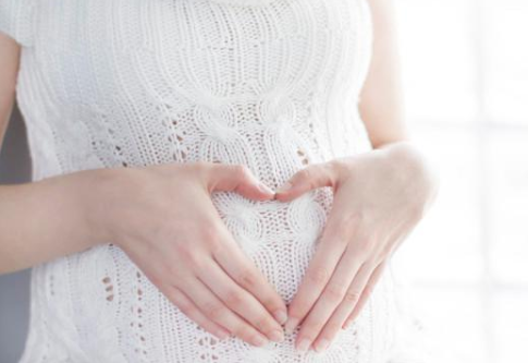孕妇牙疼或影响胎心！牙龈越健康、胎儿越健康